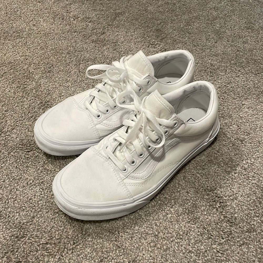 White vans 9.5